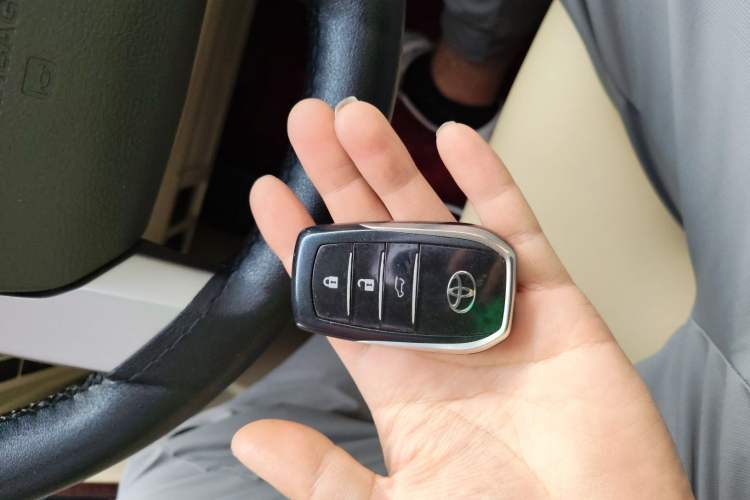 Used Toyota Prado 2016 3.5L Automatic TX-L
