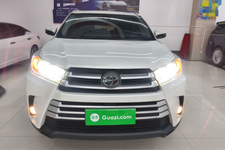 Used Toyota Highlander 2018 2.0T Four-Wheel Drive Luxury Edition 7 Seats China V Emission Standard
