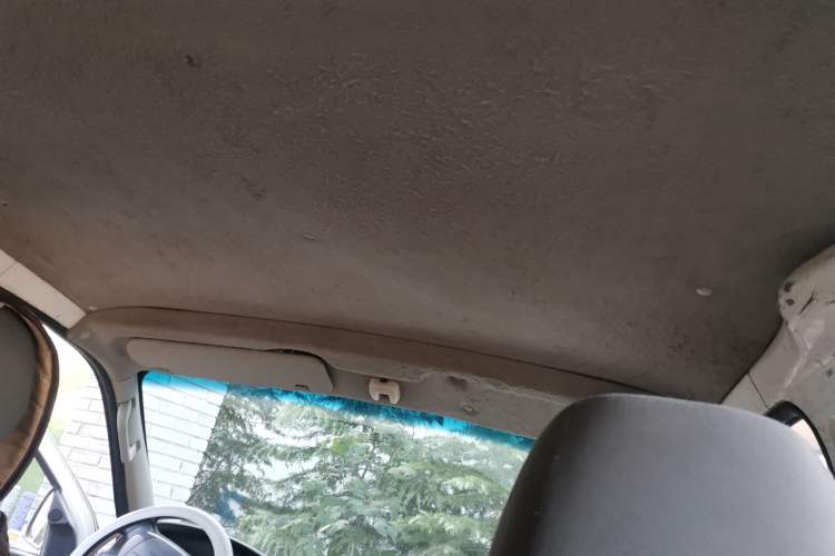 Used Jinbei Express 2017 2.0L Standard Version V19
