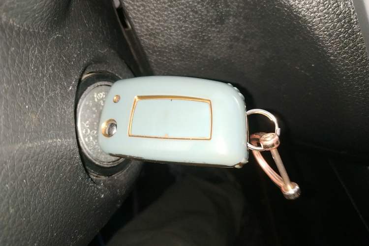 Used Nissan Tiida 2016 1.6L CVT Cool Dynamic Edition
