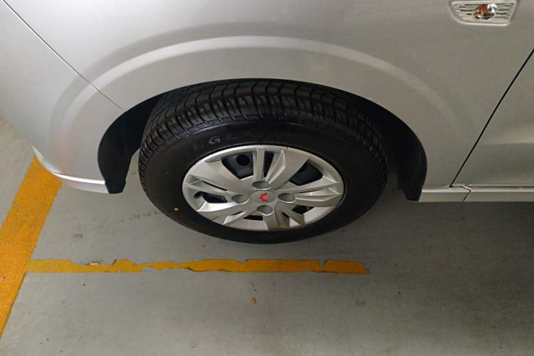 Used Wuling Hongguang 2021 1.5L Revised S Base Version with Electric Power Steering LAR
