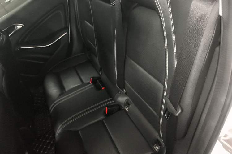 Used Mercedes-Benz GLA 2017 GLA 200 Fashion Model
