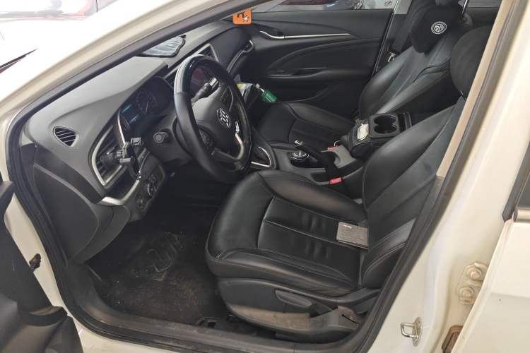 Used Buick GT 2019 18T Automatic Connected Elite Model China V Standard
