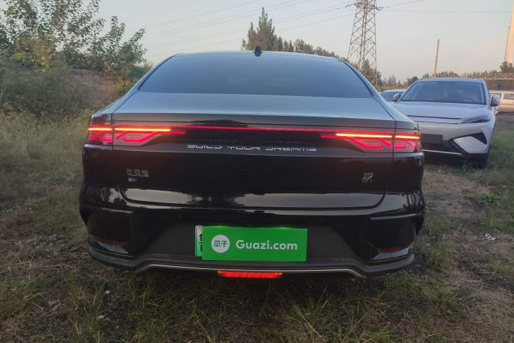 Used BYD Han 2025 EV Intelligent Driving Edition 701KM LiDAR Flagship Model
