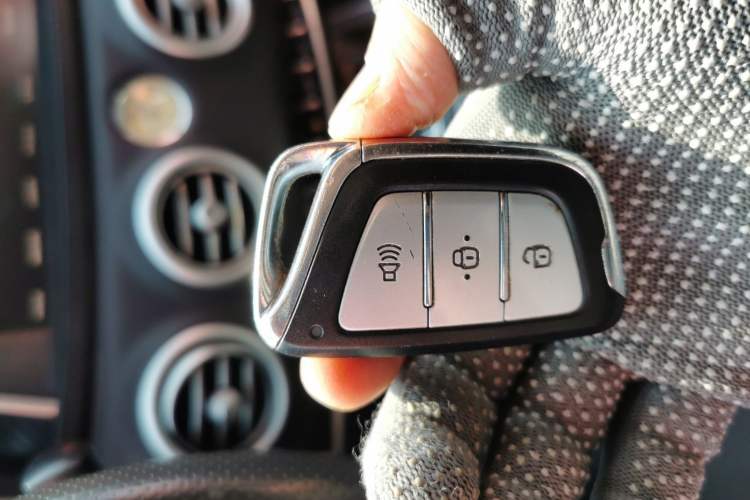 Used JAC Refine S7 2017 2.0T Automatic Luxury Model