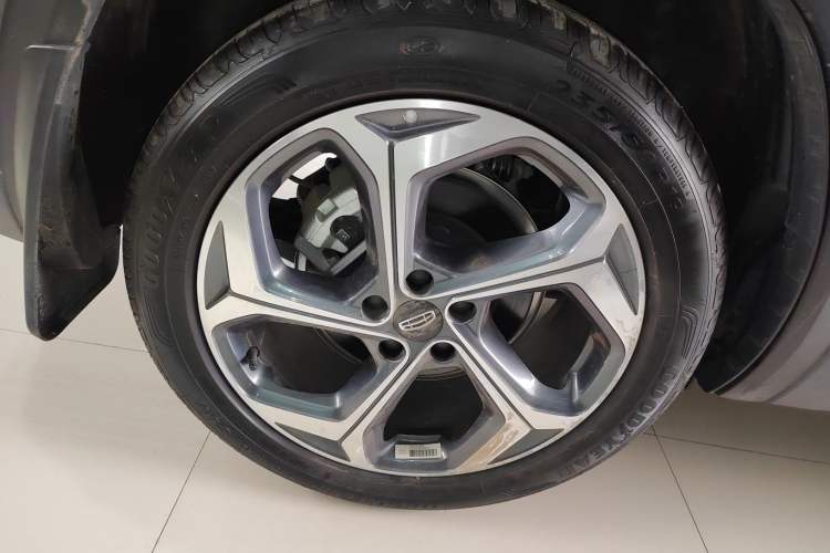 Used Geely Auto Monjaro L 2024 2.0TD High-Power Automatic Two-Wheel Drive Yunqi Version
