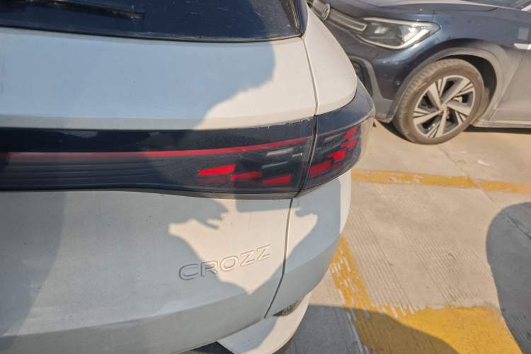 Used Volkswagen ID.4 CROZZ 2024 PRO Model
