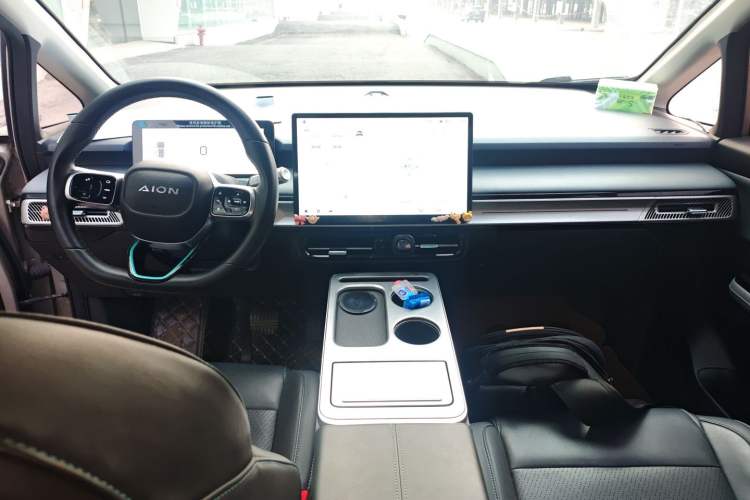 Used AION Y 2023 Plus 510 Smart Edition