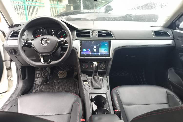 Used Volkswagen Lamando 2015 230TSI DSG Fashion Edition