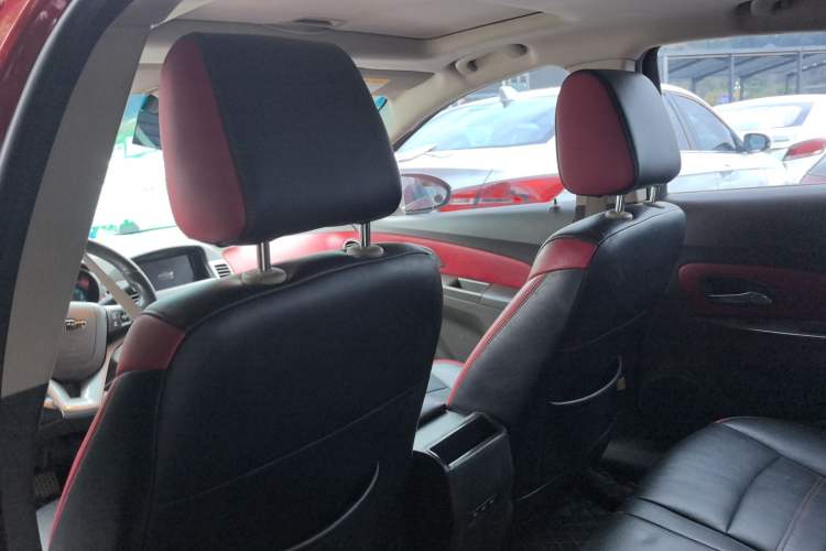 Used Chevrolet Cruze 2015 1.5L Classic SE AT
