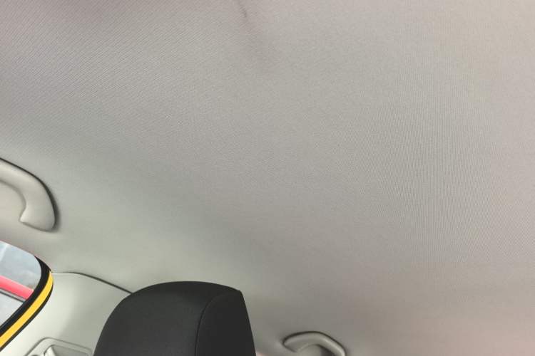 Used Volkswagen Polo 2014 1.4L Manual Fashion Edition
