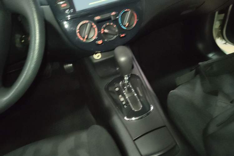 Used Nissan Tiida 2011 1.6L CVT Comfort Model
