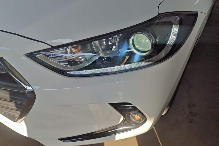 Used Hyundai Elantra 2016 1.6L Automatic ZhiXuan – Elite Version
