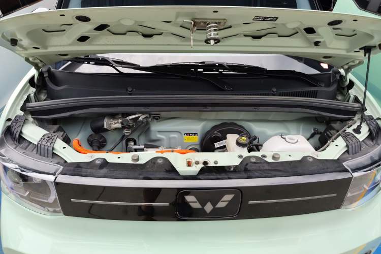 Used Wuling Hongguang MINIEV 2022 Macaron Premium Model – Lithium Iron Phosphate
