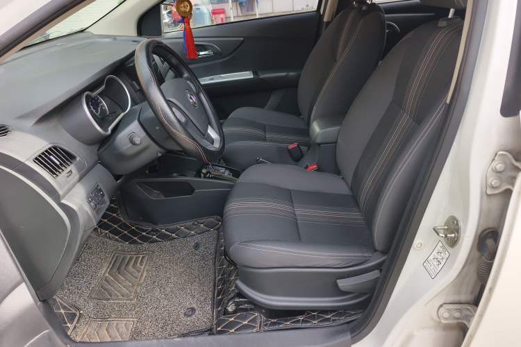 Used Dongfeng Aeolus AX3 2016 1.5L Automatic Shangkue Model
