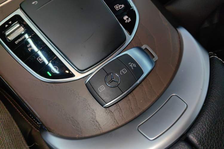 Used Mercedes-Benz GLC 2020 GLC 260 L 4MATIC Luxury Model