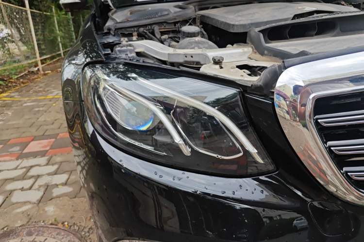 Used Mercedes-Benz E-Class 2019 Facelifted E 300 L Stylish Version
