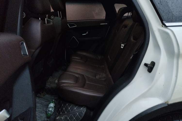 Used Land X7 2016 2.0T Panoramic Prestige Edition
