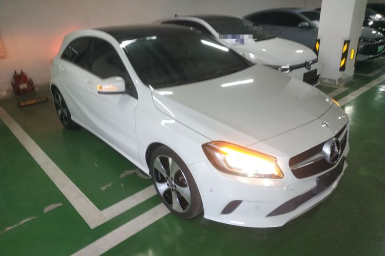 Used Mercedes-Benz A-Class (Import) 2018 A 200 Fashion Model
