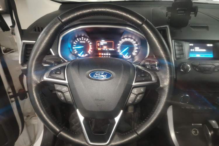 Used Ford Edge 2018 Facelifted EcoBoost 245 Two-Wheel-Drive Platinum Edition 5 Seats China V Emission Standard
