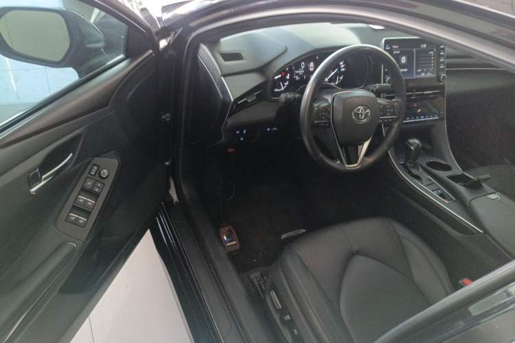 Used Toyota Avalon 2019 2.0L Luxury Edition China VI Standard
