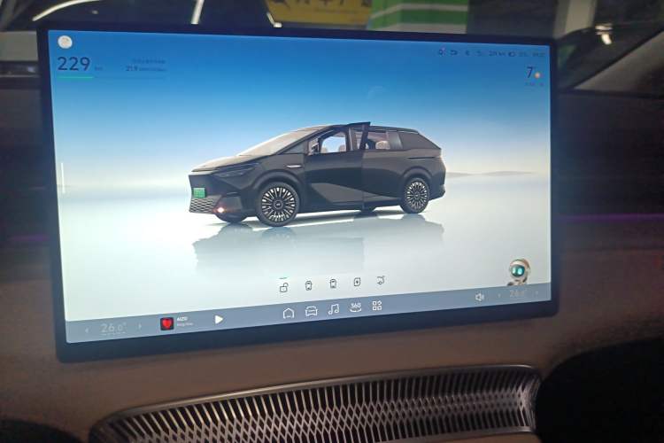 Used XPeng X9 2025 740 Ultra-Long Range Max