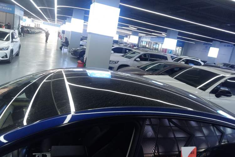 Used Tesla Model Y 2022 Long-Range All-Wheel-Drive Version
