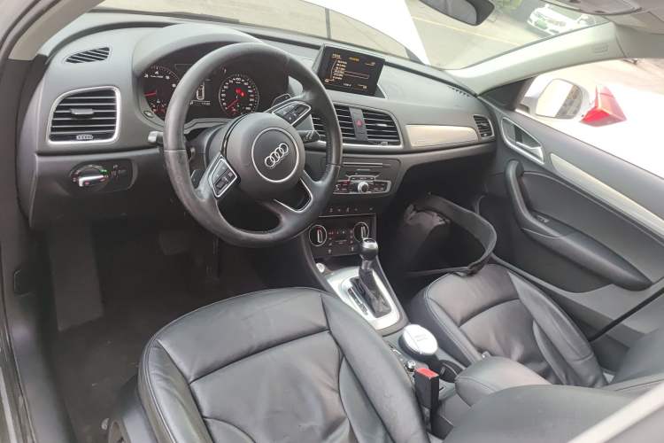 Used Audi Q3 2016 35 TFSI quattro all-wheel-drive style model