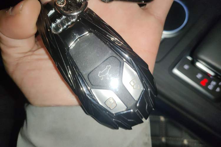 Used Audi A4L 2019 40 TFSI Fashion Edition China VI Emission Standard
