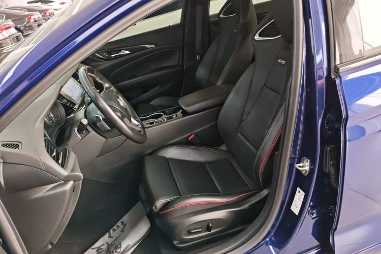 Used Buick Regal 2020 GS 28T Elite Model
