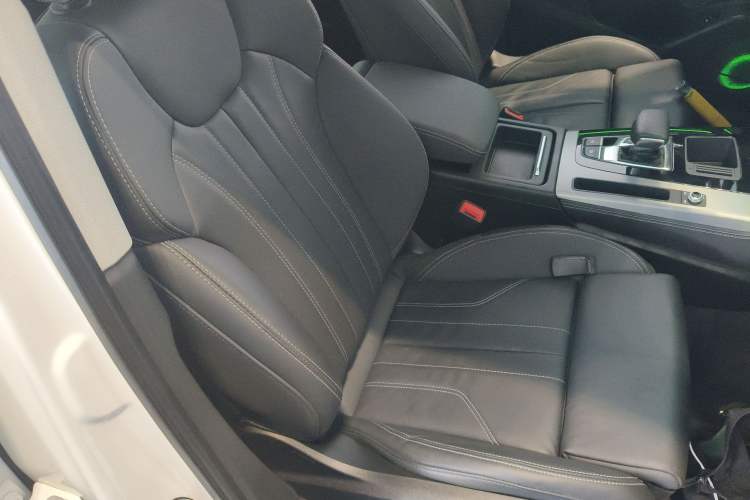 Used Audi Q5L 2024 40 TFSI Fashion Dynamic Model