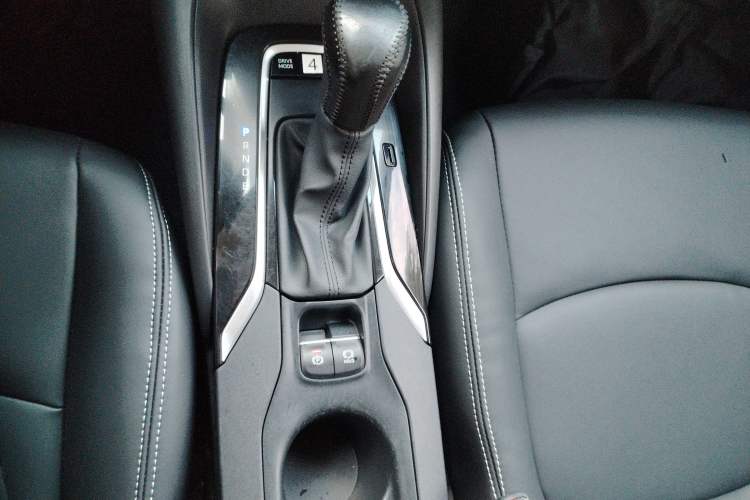 Used Toyota Corolla 2021 Dual-Engine 1.8L E-CVT Pioneer Edition