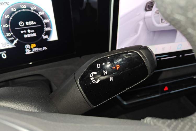 Used Volkswagen Tiguan L 2024 PRO 380TSI Four-Wheel Drive R-Line Prestige Edition
