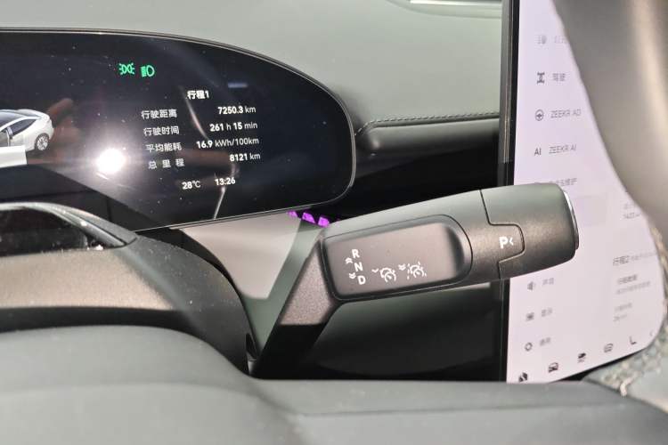 Used Zeekr 007 2025 Rear-Drive Intelligent Driving Version 75 kWh
