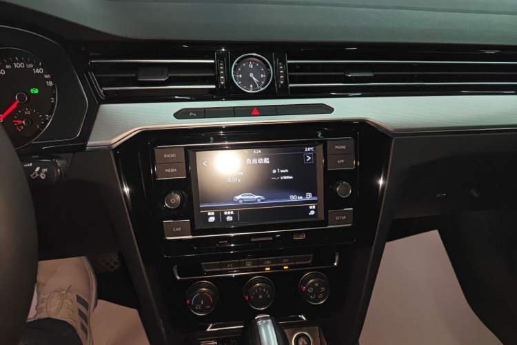 Used Volkswagen Magotan 2019 330TSI DSG Leading Edition China V Standard
