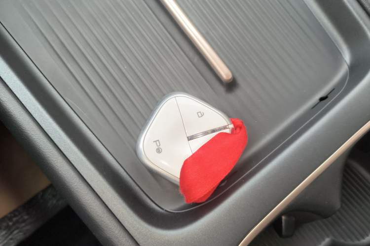 Used Baojun Yunhai 2024 140km Plug-in Hybrid Version