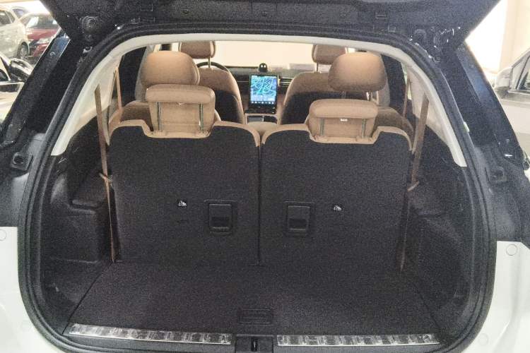 Used Nio ES8 2018 355 km Base Version 6-Seater Edition
