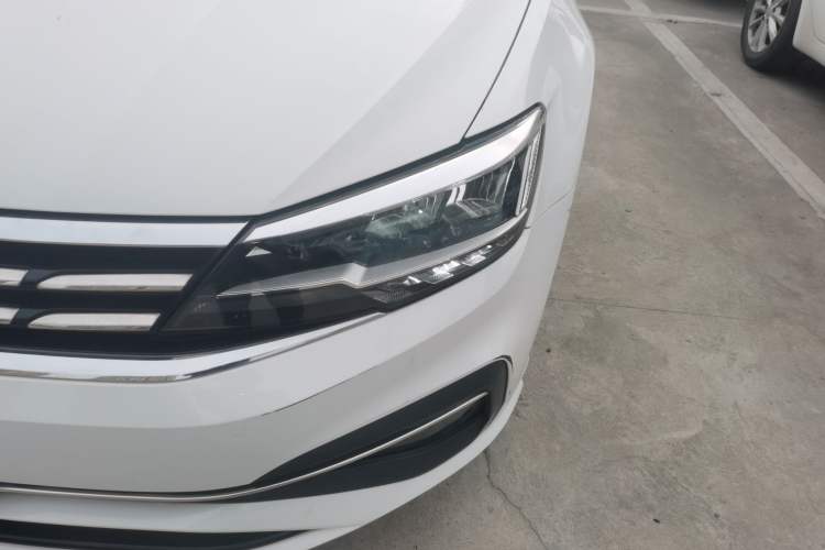 Used Volkswagen Lamando 2019 230TSI DSG Fashion Edition China V Standard