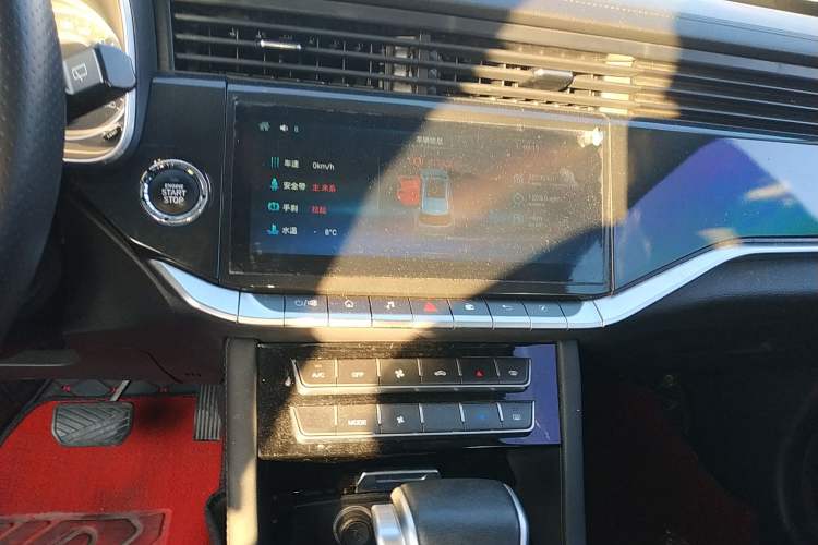 Used Sinotruk VGV U70 2020 1.5T Automatic Smart Enjoyment Elite Navigation Version 7 Seats
