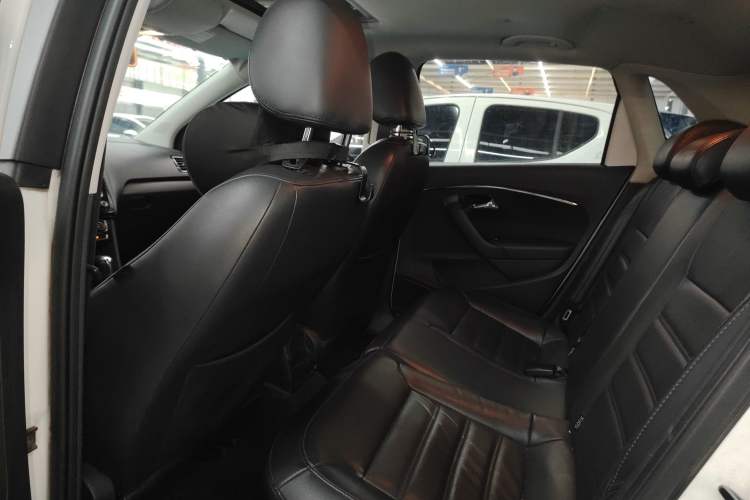 Used Volkswagen Polo 2014 1.6L Automatic Luxury Edition