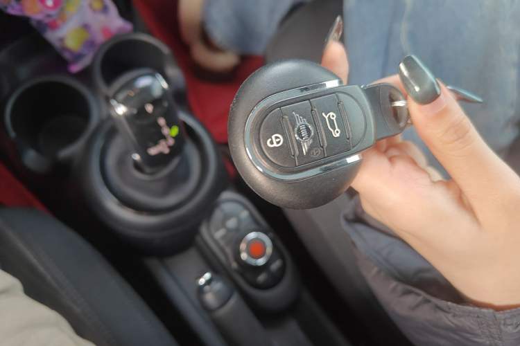 Used MINI MINI 2018 1.5T COOPER Classic Edition
