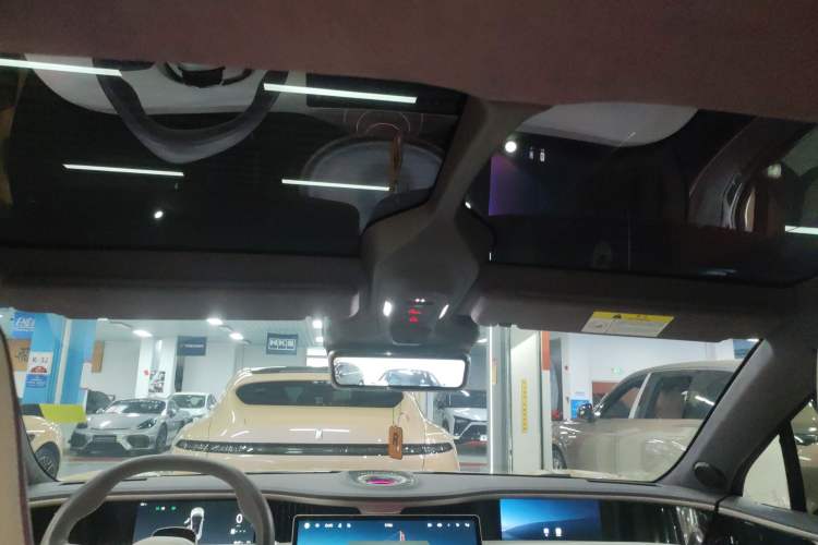 Used  11 2024 630 Rear-Wheel Drive Edition with Three Lasers