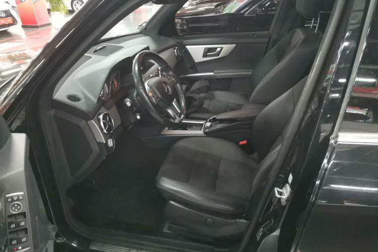 Used Mercedes-Benz GLK-Class 2015 GLK 300 4MATIC Fashion Edition Ultimate Version