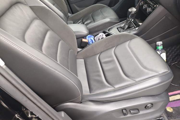 Used Volkswagen Tiguan L 2021 330TSI Automatic Two-Wheel Drive Smart Edition
