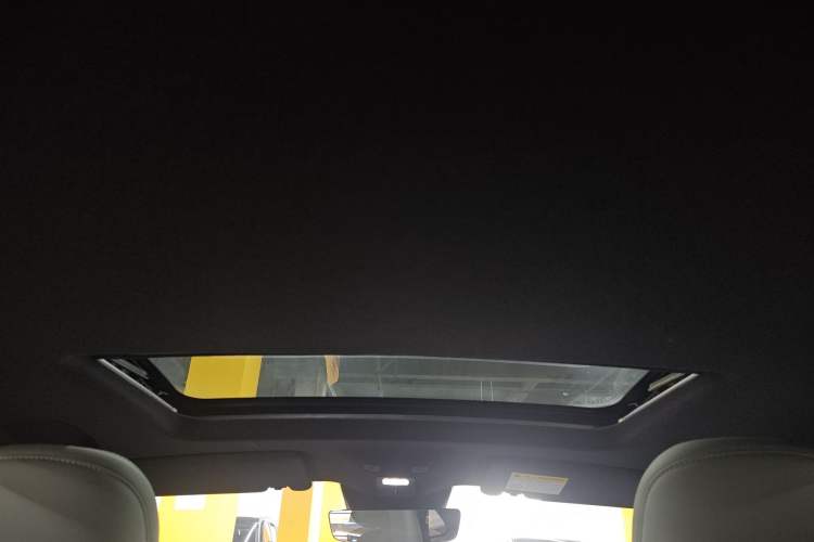 Used Roewe D6 2025 520km Smart Enjoyment Version