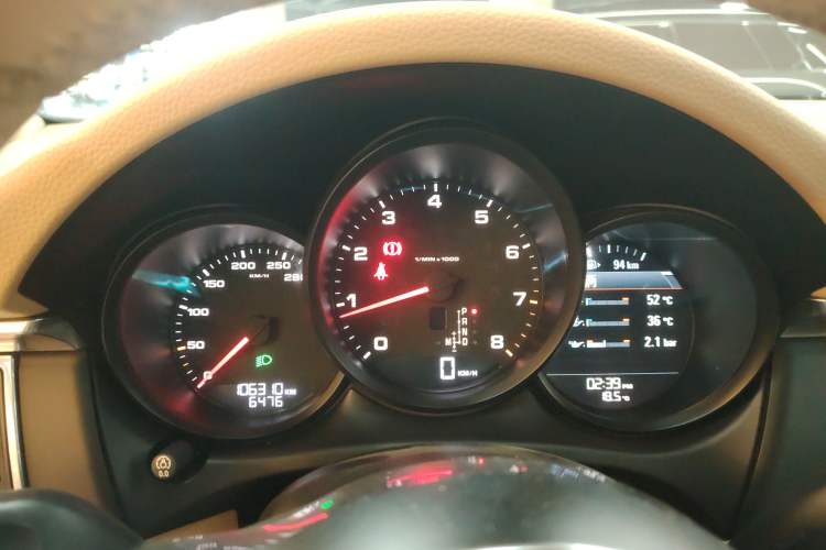 Used Porsche Macan 2014 Macan 2.0T
