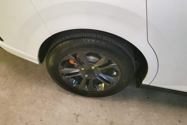 Used Dongfeng Aeolus Yixuan 2023 Mach Edition 1.5L Automatic Chasing Shadow Version