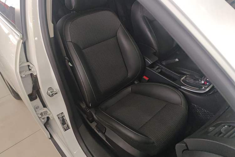 Used Buick Regal 2015 1.6T Leading Technology Model
