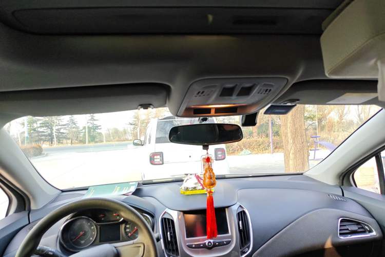 Used Chevrolet Cruze 2018 320 Automatic Pioneer Sunroof Edition