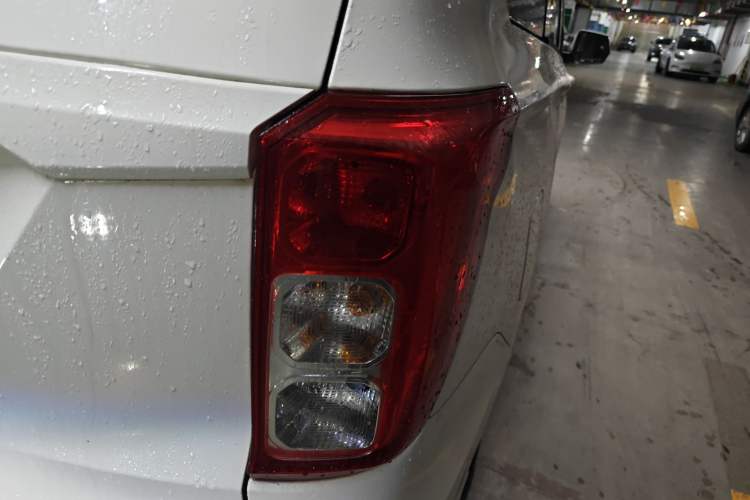 Used Wuling Hongguang 2021 1.5L Revised S Standard Version with Electric Power Steering LAR
